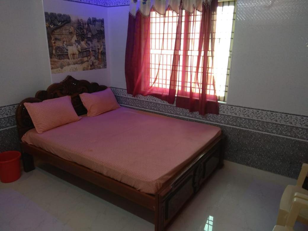 Sri Priya Lodge Dharmapuri Kültér fotó